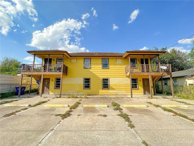 2110 De Leon Ave Donna, TX 78537