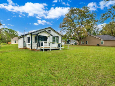 3510 Brooks St Dayton, TX 77535