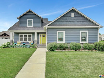 225 Knotty Pine Ln Seward, NE 68434