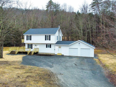 16 Colley Hollow Rd Bellows Falls, VT 05101