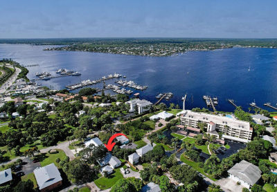 514 NW Stuart Ave Stuart, FL 34994