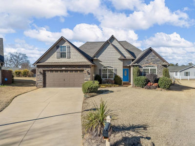 335 War Emblem Dr Boiling Springs, SC 29316