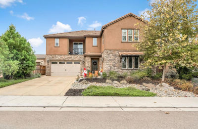 638 Mesa Dr S Madera, CA 93636