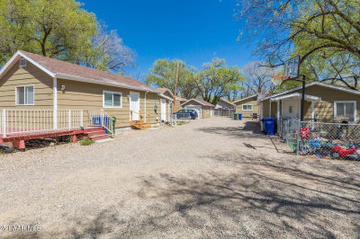 827 Lincoln Ave Prescott, AZ 86301