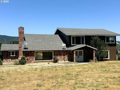 4848 Tiller Trail Hwy Canyonville, OR 97417