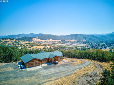 1757 Riddle By Pass Rd Riddle, OR 97469