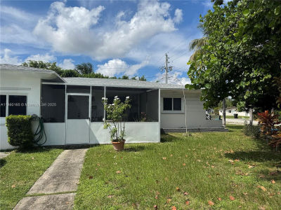 1691 NE 177th St North Miami Beach, FL 33162