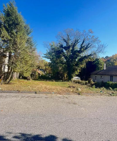 57 Hazel Ln Pine Hill, NJ 08021