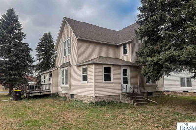 101 Park St N Minnesota Lake, MN 56068