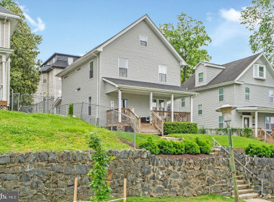 2205 Elsinore Ave Baltimore, MD 21216