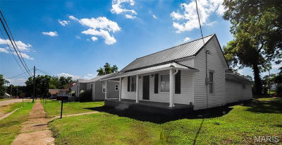 207 S Harry Junior St Park Hills, MO 63601