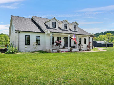 1836 Cayce Springs Rd Thompsons Station, TN 37179