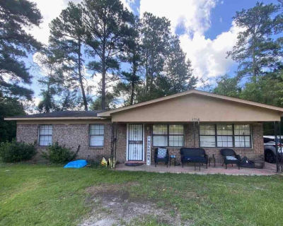 2912 Butler Manor Dr Hephzibah, GA 30815