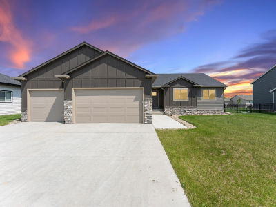 708 Highland St Harrisburg, SD 57032