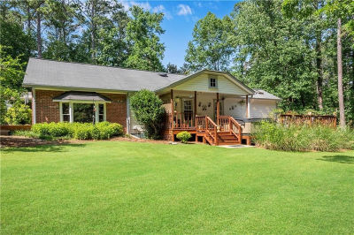 435 Old Holly Rd Roswell, GA 30075