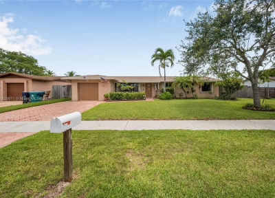 11193 SW 113th Ter Miami, FL 33176