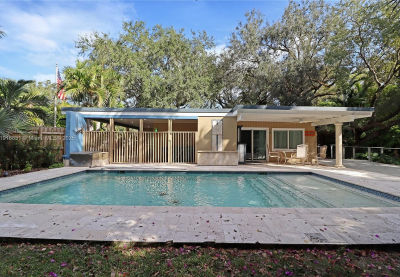 8030 SW 96th St Miami, FL 33156