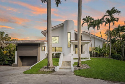 5981 SW 136th St Pinecrest, FL 33156