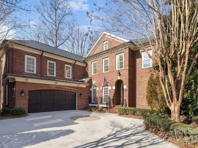 8928 Heydon Hall Cir Charlotte, NC 28210