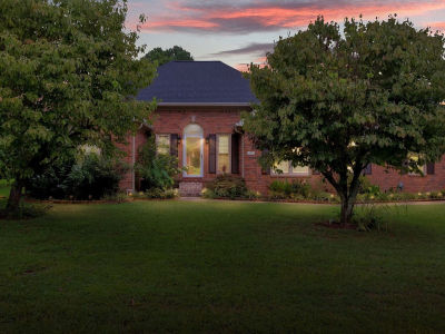 1811 Cascade Ct Murfreesboro, TN 37127