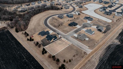 1993 Lexington Ln North Mankato, MN 56003