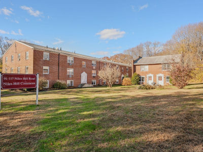 111 Niles Hill Rd UNIT B New London, CT 06320