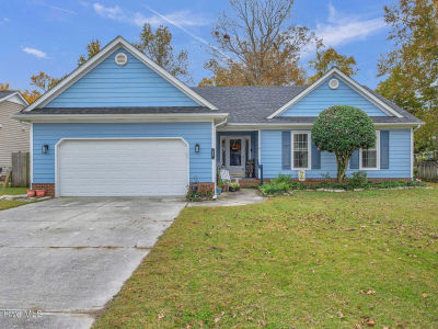 307 Peppertree Ct Jacksonville, NC 28540