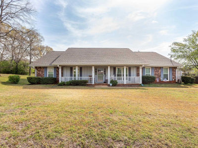 1010 Shady Lane Cir Talladega, AL 35160