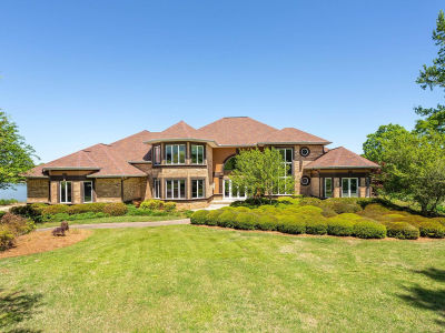 267 Shelton Shores Dr Talladega, AL 35160