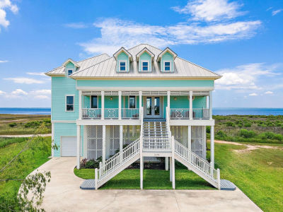 26119 Bay Breeze Dr Galveston, TX 77554