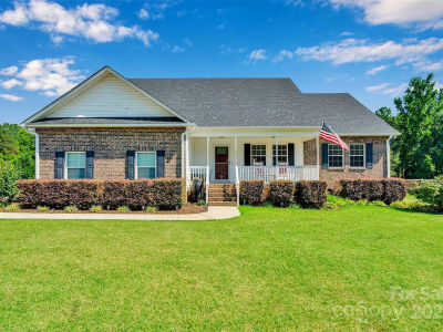 1348 Bryson Creek Dr Mc Connells, SC 29726