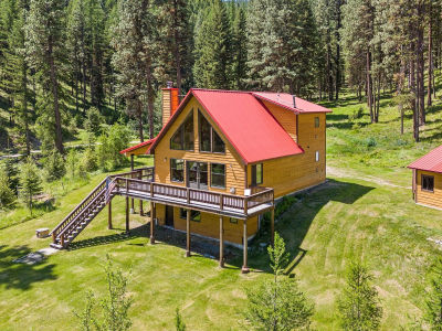 82 White Mountain Ln Alberton, MT 59820