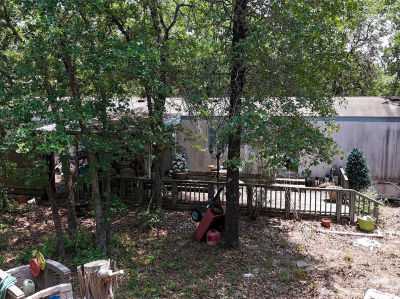 642 Hidden Oaks Dr Elgin, TX 78621