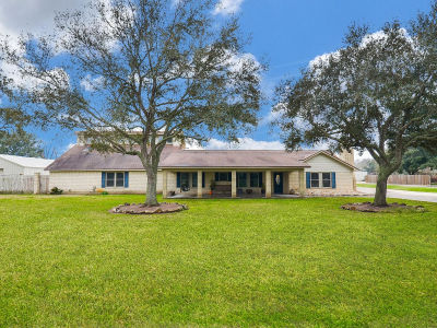 419 Western Acres Dr El Campo, TX 77437