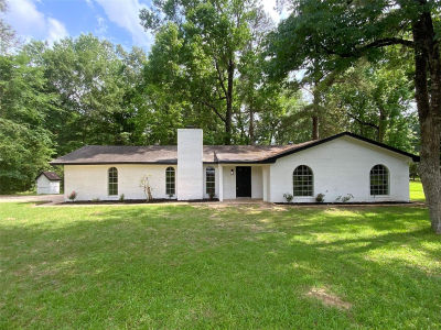 296 Kings Row Livingston, TX 77351
