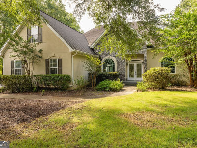 16 Enclave Ln Newnan, GA 30263