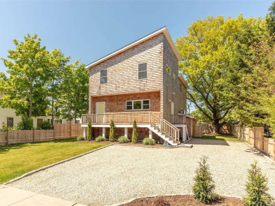 408 South St Greenport, NY 11944