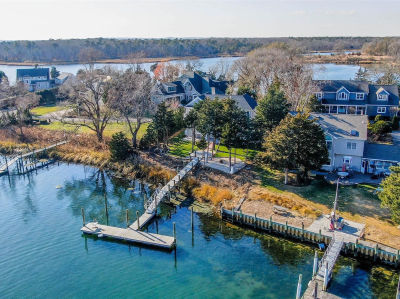 254 Overlook Dr Riverhead, NY 11901