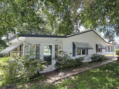 704 Bolivar St Lady Lake, FL 32159