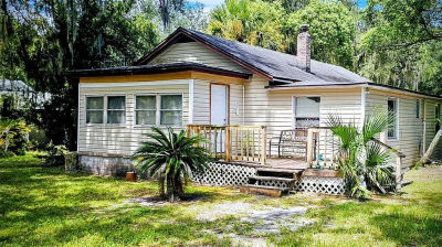 372 W Collins St Umatilla, FL 32784