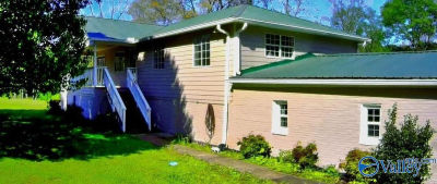 672 County Road 369 Crossville, AL 35962