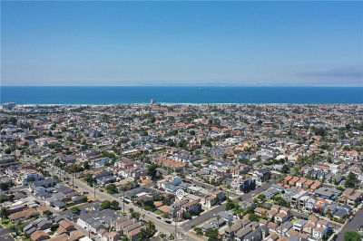1017 Delaware St Huntington Beach, CA 92648