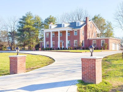 621 E College St Pulaski, TN 38478