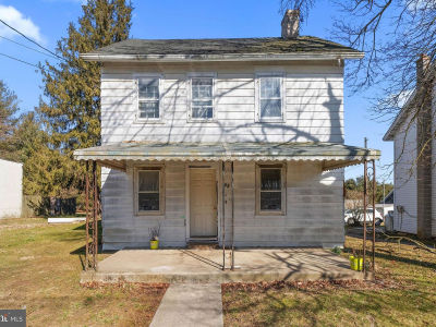 203 Cochran St Cochranville, PA 19330