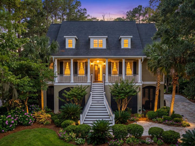 1492 Headquarters Plantation Dr Johns Island, SC 29455