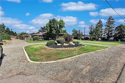 3629 N Lake Rd Merced, CA 95340