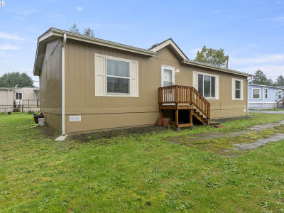 69127 Wildwood Rd SPACE 4 North Bend, OR 97459