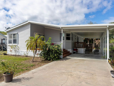 925 Yacht Club Way NW Moore Haven, FL 33471