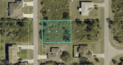 385 Chamonix Ave S Lehigh Acres, FL 33974