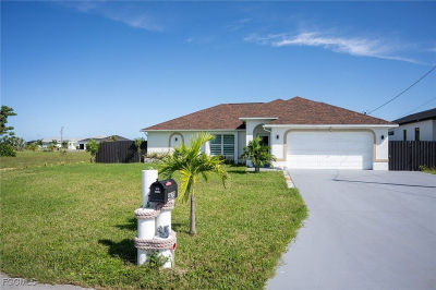 4623 Jacaranda Pkwy W Cape Coral, FL 33993